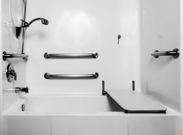Accessible Tub Installation in Monticello