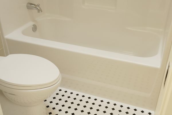 Fiberglass Tub Replacement in Monticello